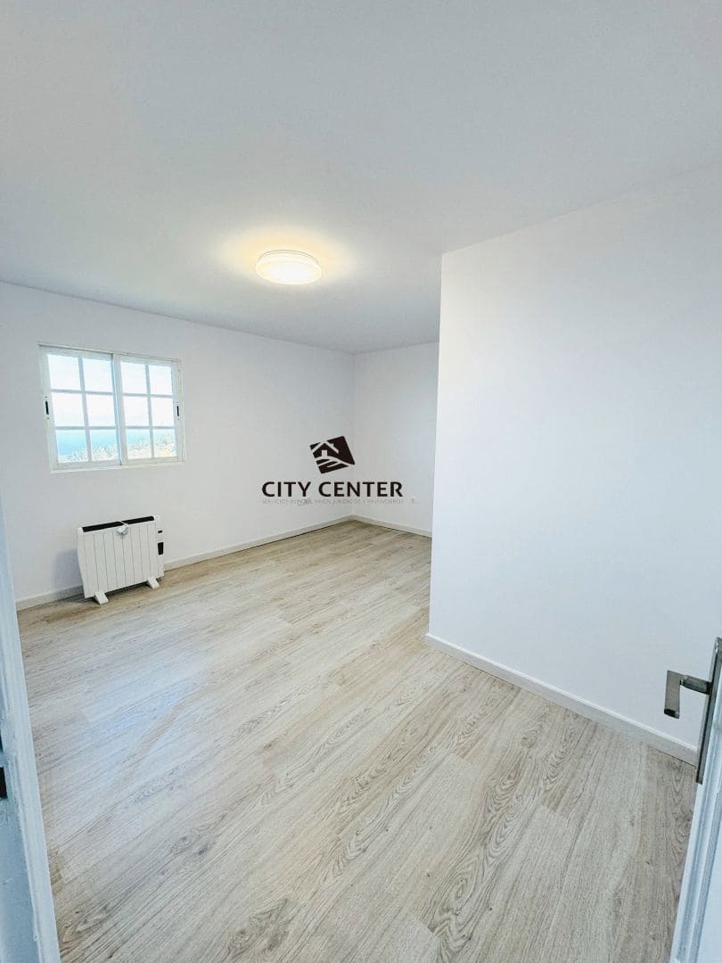 4 slaapkamer Villa te koop in Icod de los Vinos - € 185.000 (Ref: 9669443)