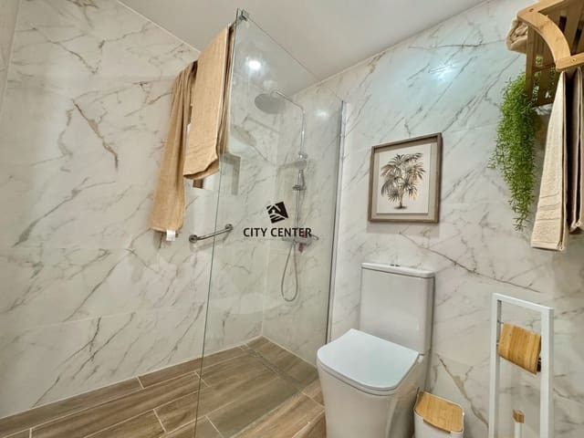 1 bedroom Apartment for sale in San Miguel de Abona with pool garage - € 195,000 (Ref: 9693994)