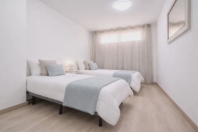 2 sypialnia Mieszkanie na sprzedaż w Cabo Blanco, Arona z basenem garażem - 247 000 € (Ref: 9715768)