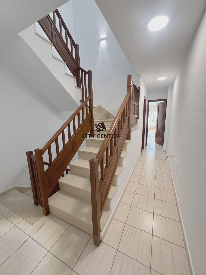 3 bedroom Terraced Villa for sale in Arona with garage - € 290,000 (Ref: 9716391)