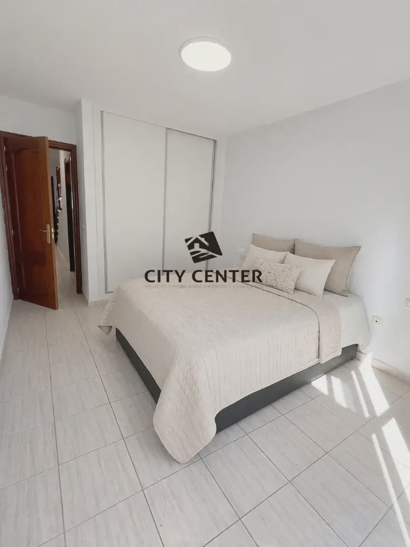 3 bedroom Terraced Villa for sale in Arona with garage - € 290,000 (Ref: 9716391)