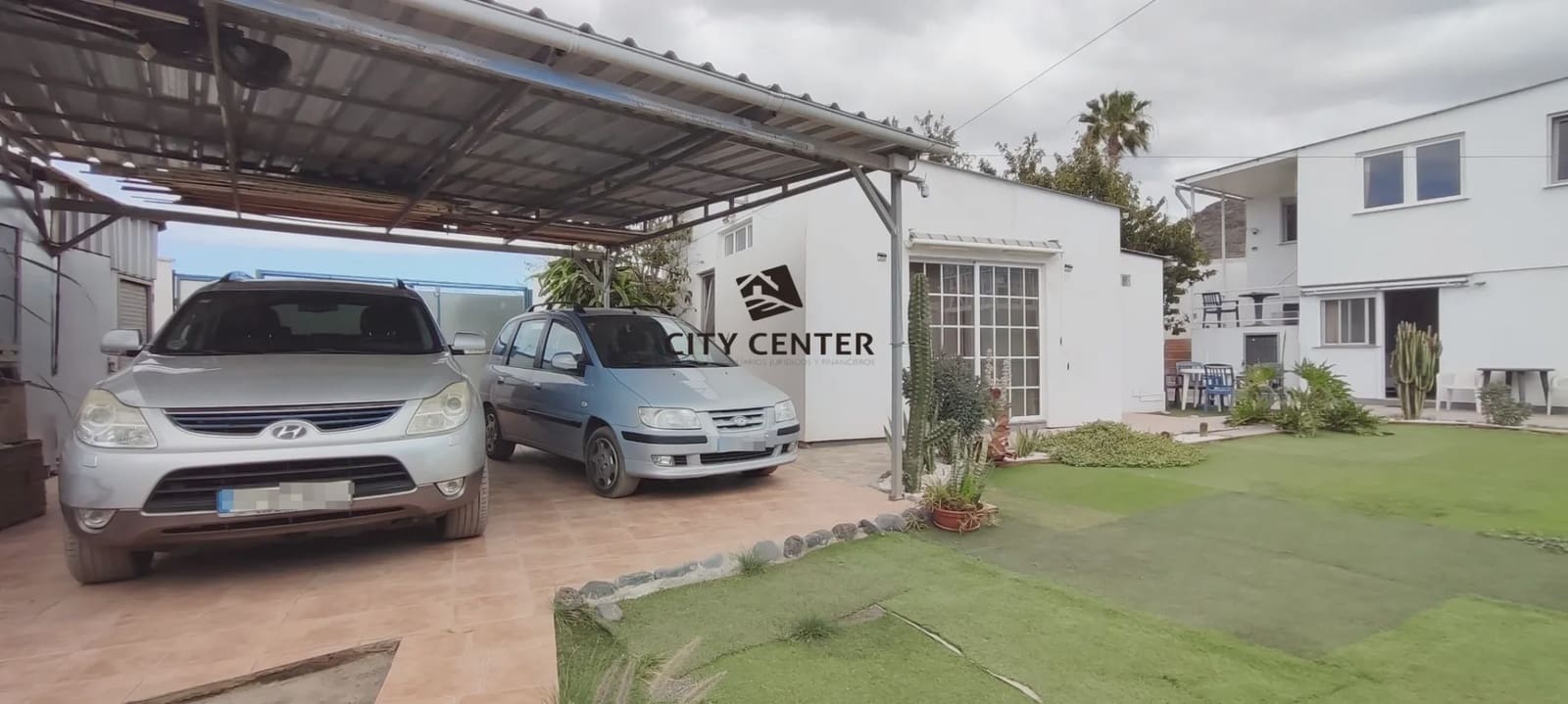 5 Zimmer Villa zu verkaufen in Arona mit Garage - 580.000 € (Ref: 9716393)