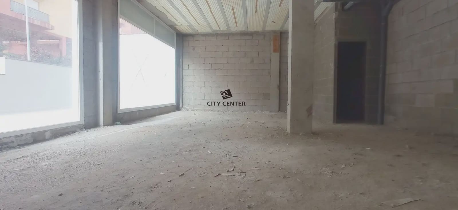 Komercyjne na sprzedaż w Arona - 150 000 € (Ref: 9761451)