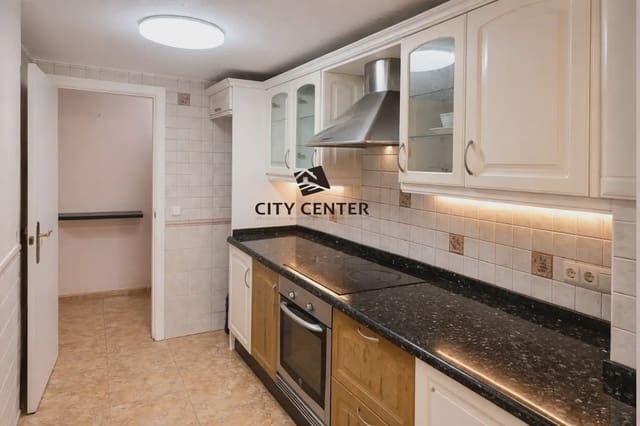 2 camera da letto Appartamento in vendita in Arona con piscina - 242.000 € (Rif: 9761453)