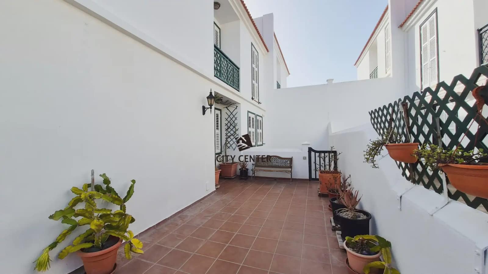 3 soveværelse Byhus til salg i Arico med garage - € 375.000 (Ref: 9761531)