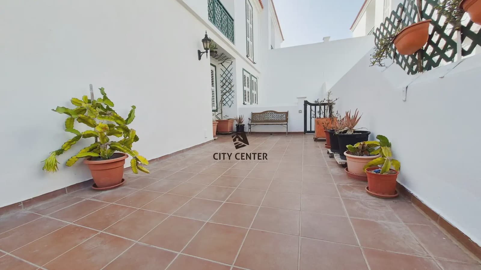 3 soveværelse Byhus til salg i Arico med garage - € 375.000 (Ref: 9761531)