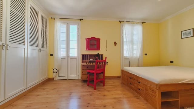 3 soveværelse Byhus til salg i Arico med garage - € 375.000 (Ref: 9761531)