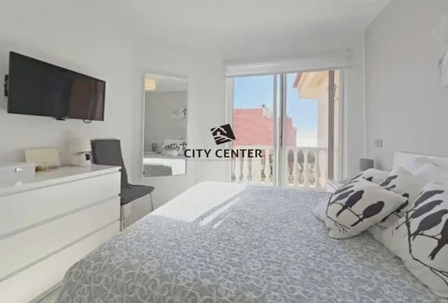 3 chambre Maison de Ville à vendre à Arico - 330 000 € (Ref: 9795571)