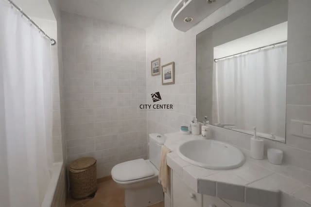 3 makuuhuone Omakotitalo myytävänä paikassa Granadilla de Abona - 350 000 € (Ref: 9848165)