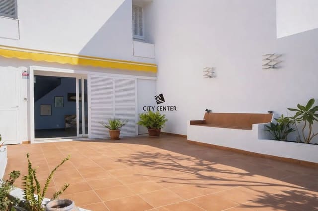 3 makuuhuone Omakotitalo myytävänä paikassa Granadilla de Abona - 350 000 € (Ref: 9848165)