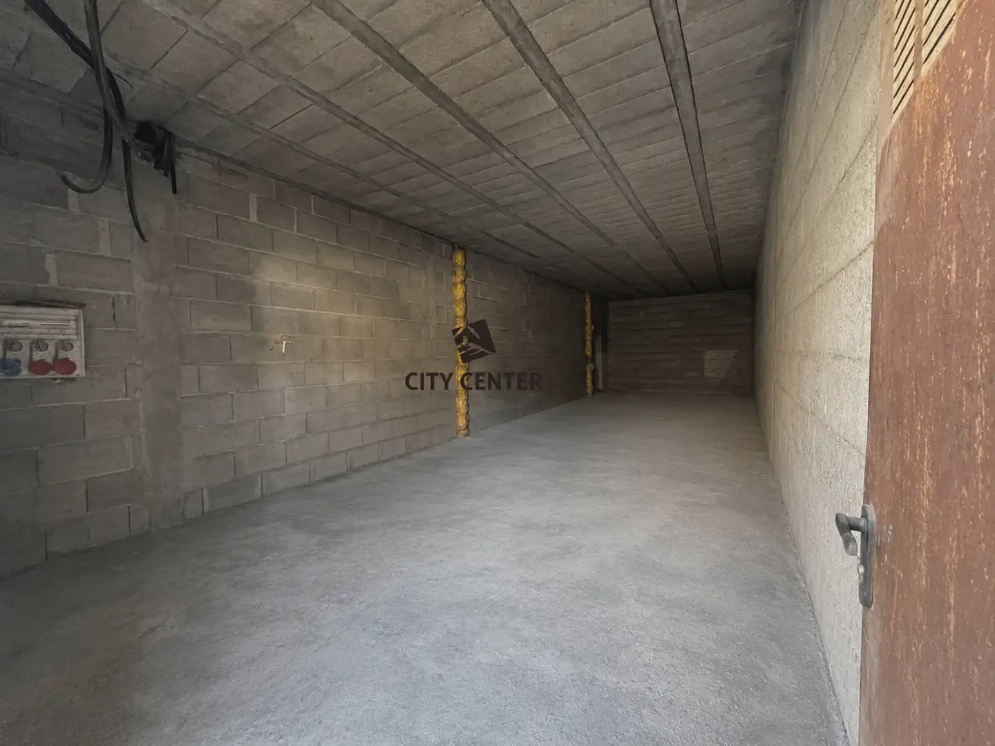 Local Comercial en Arona en venta - 70.000 € (Ref: 9848390)