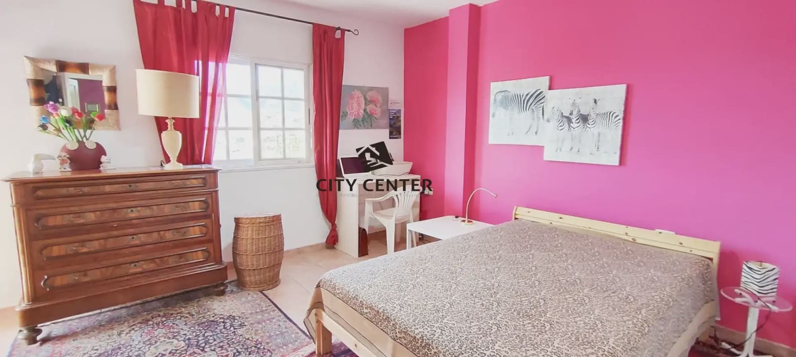 4 bedroom Villa for sale in Arona with garage - € 435,000 (Ref: 9923061)