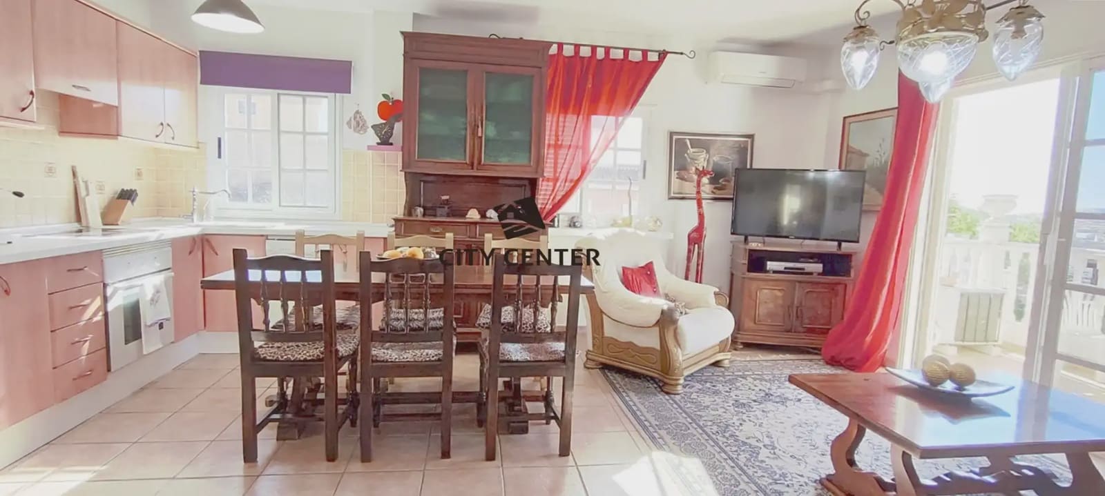 4 bedroom Villa for sale in Arona with garage - € 435,000 (Ref: 9923061)
