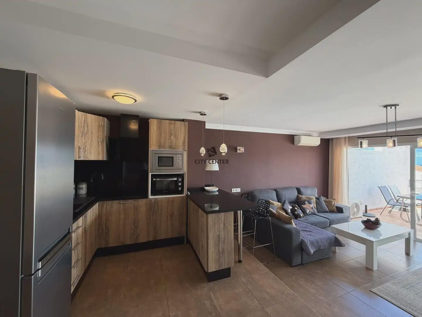 2 Zimmer Penthouse zu verkaufen in Adeje mit Pool - 315.000 € (Ref: 9923062)