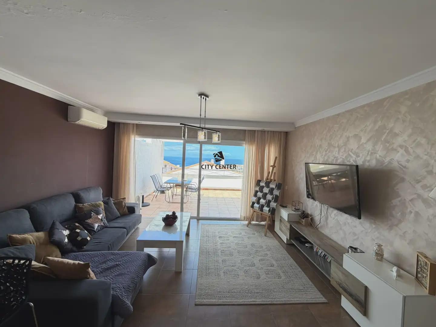 2 Zimmer Penthouse zu verkaufen in Adeje mit Pool - 315.000 € (Ref: 9923062)