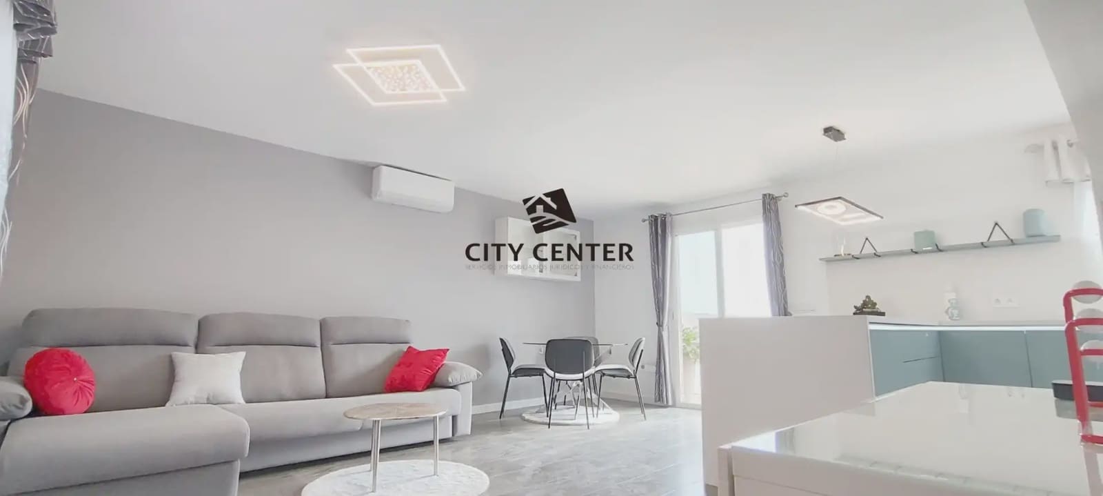 4 bedroom Villa for sale in Arico with garage - € 450,000 (Ref: 9923063)