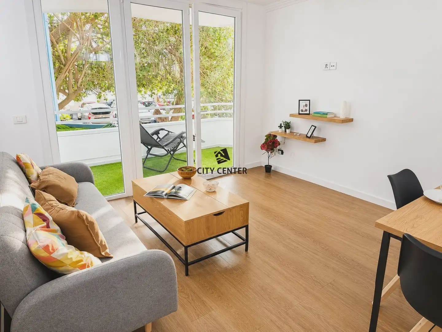 Studio for sale in San Miguel de Abona with pool - € 168,000 (Ref: 9926331)