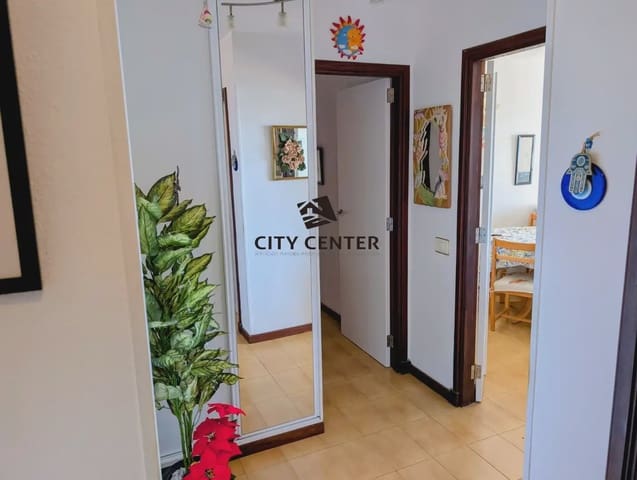 2 soverom Leilighet til salgs i Playa de las Americas, Arona med garasje - € 450 000 (Ref: 9932217)