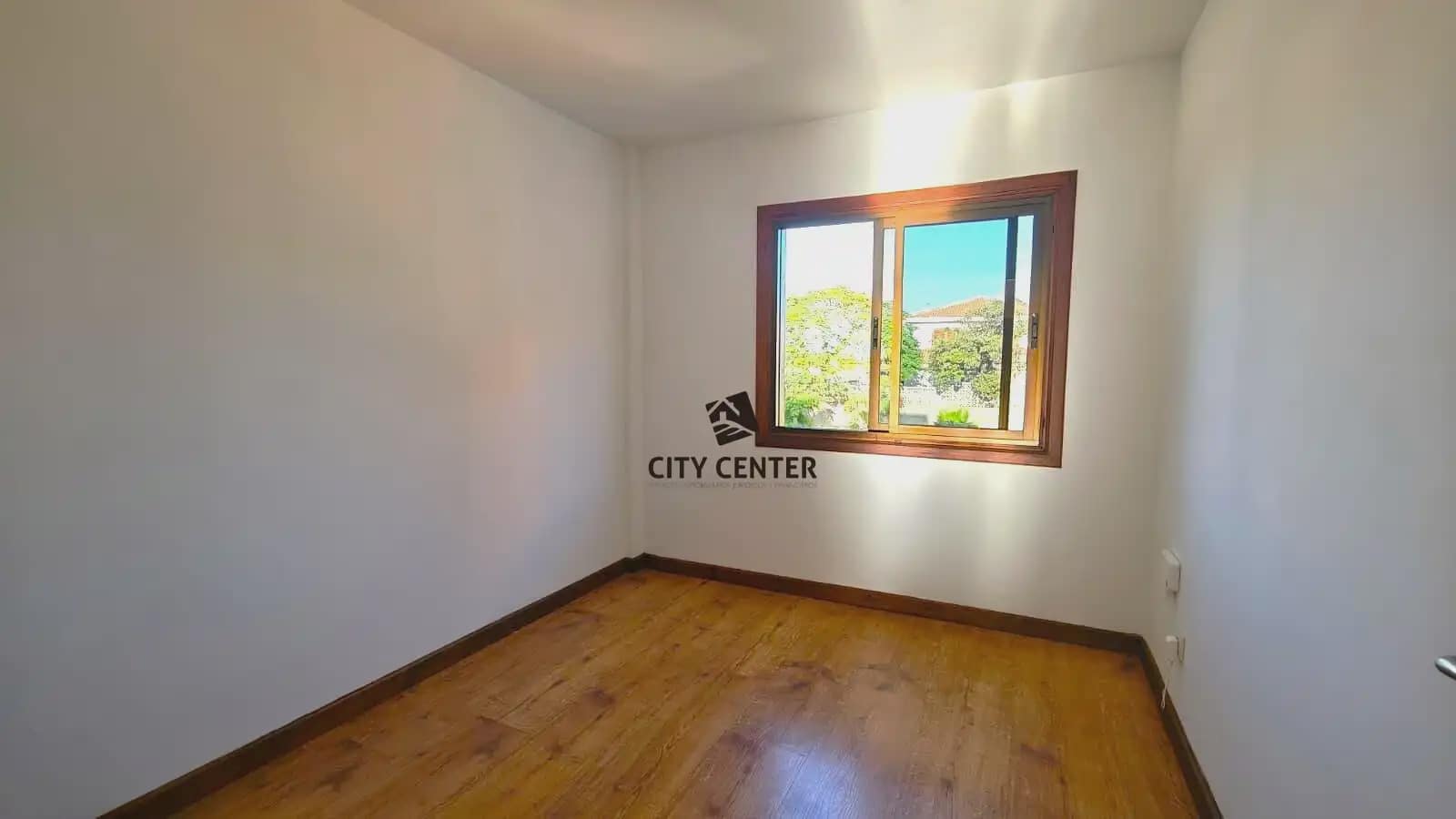 2 soveværelse Lejlighed til salg i Puerto de la Cruz - € 260.000 (Ref: 9950654)