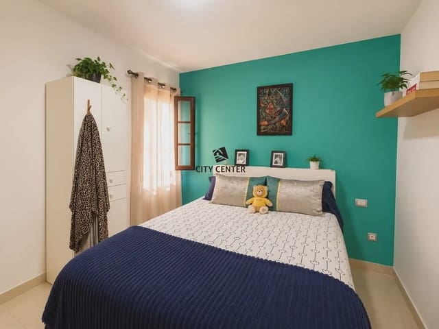 2 soveværelse Lejlighed til salg i Costa del Silencio, Arona med swimmingpool garage - € 275.000 (Ref: 9983944)