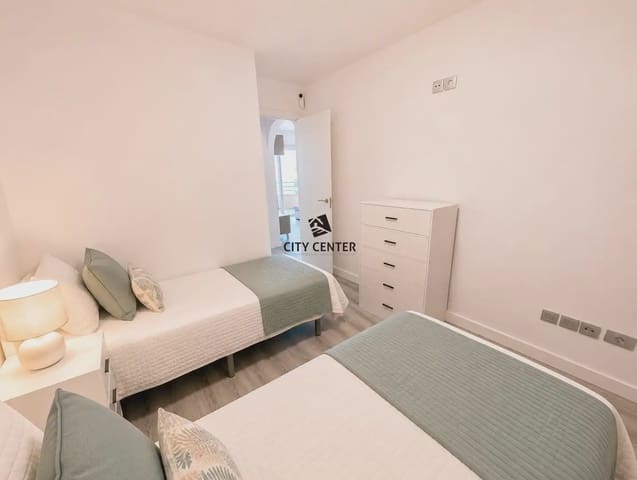 2 soverom Leilighet til salgs i Callao Salvaje - Playa Paraíso, Adeje med svømmebasseng - € 335 000 (Ref: 9983945)