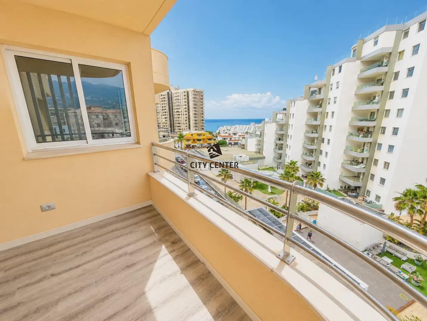 2 soverom Leilighet til salgs i Adeje med svømmebasseng - € 335 000 (Ref: 9983945)