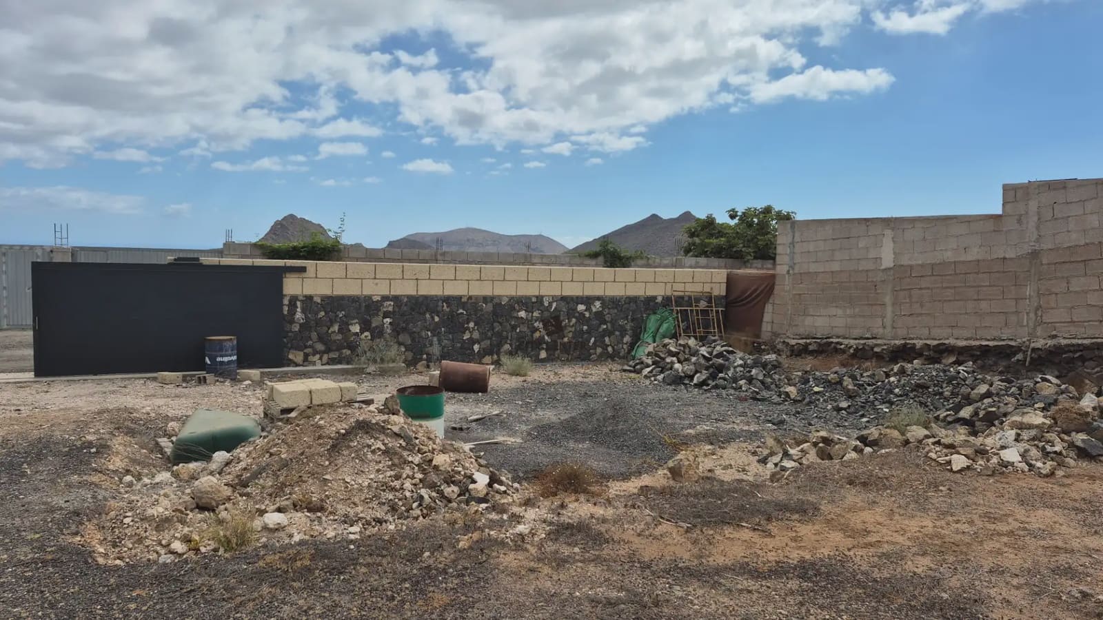 Undeveloped Land for sale in Arona - € 110,000 (Ref: 9983946)