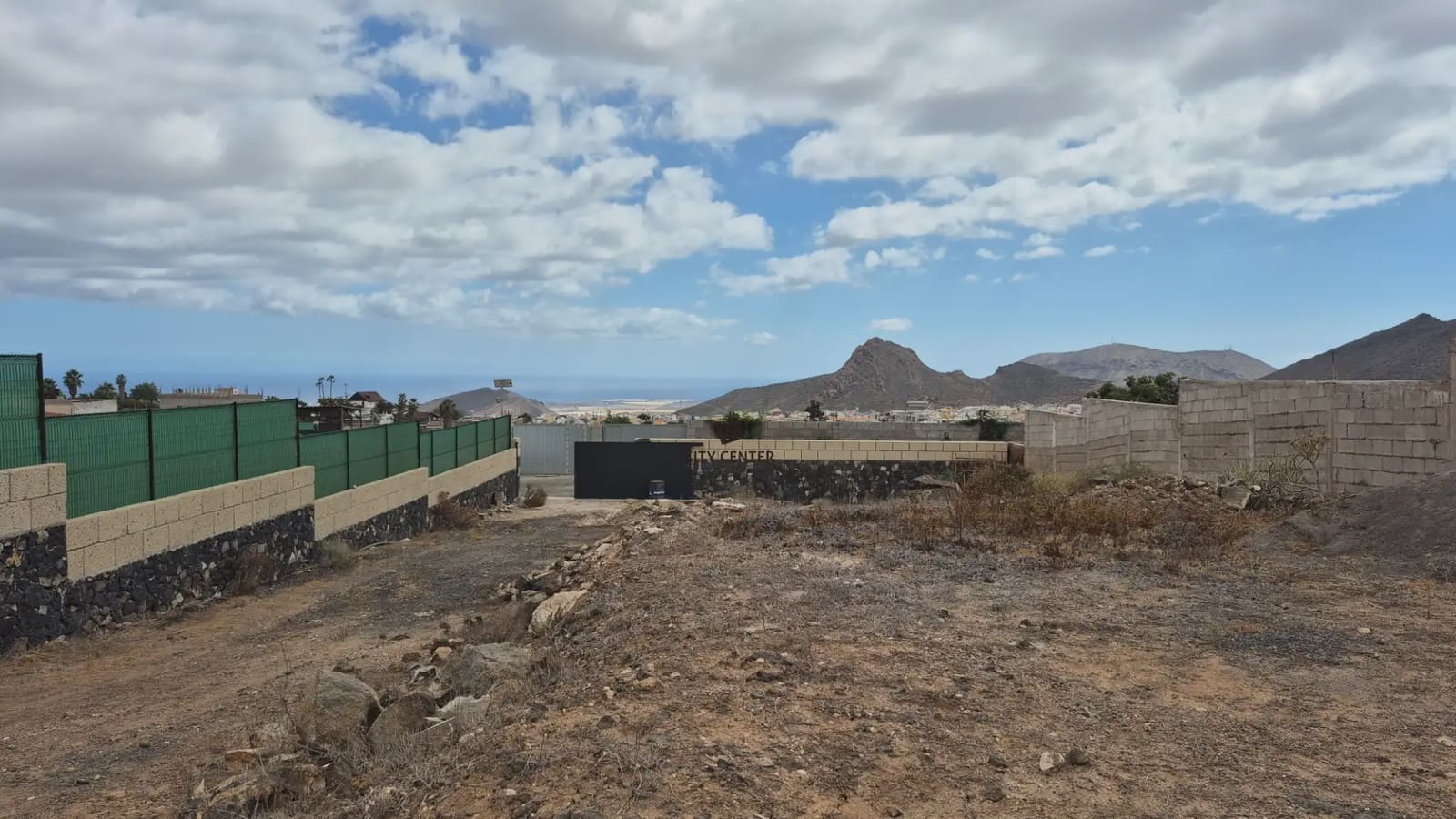 Undeveloped Land for sale in Arona - € 110,000 (Ref: 9983946)
