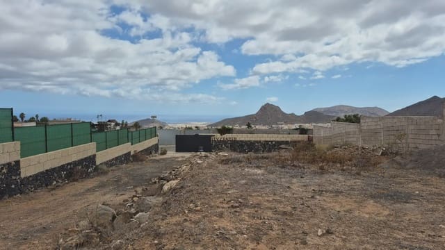 Terreno/Finca Rústica en Arona en venta - 110.000 € (Ref: 9983946)