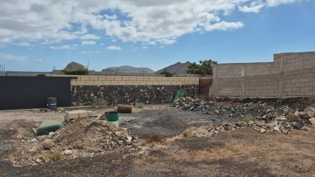 Terreno/Finca Rústica en Arona en venta - 110.000 € (Ref: 9983946)