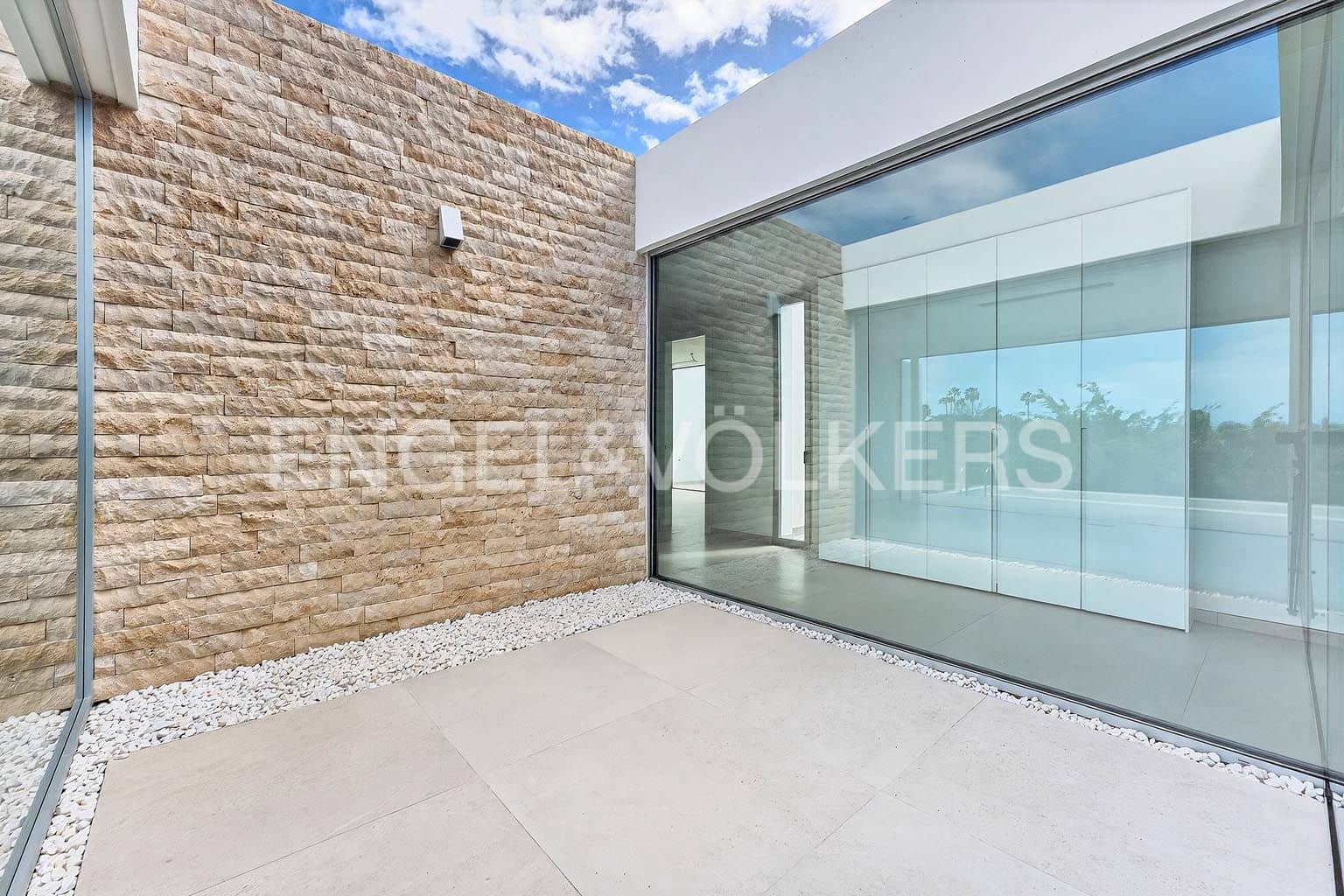 4 chambre Villa/Maison à vendre à Costa Adeje avec piscine garage - 1 980 000 € (Ref: 10021719)