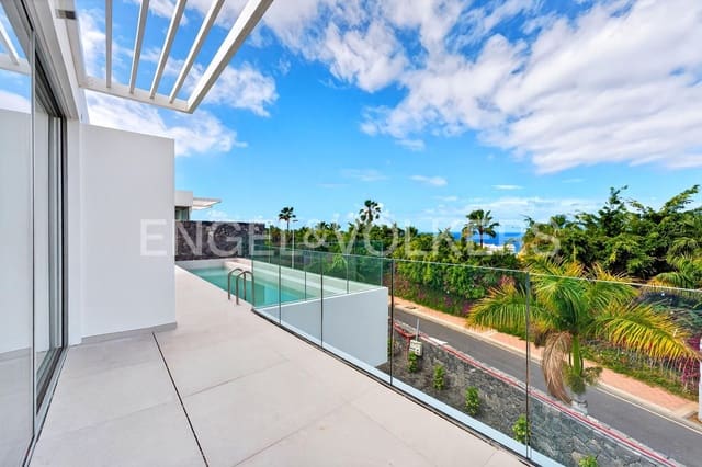 4 chambre Villa/Maison à vendre à Costa Adeje, Adeje avec piscine garage - 1 980 000 € (Ref: 10021719)