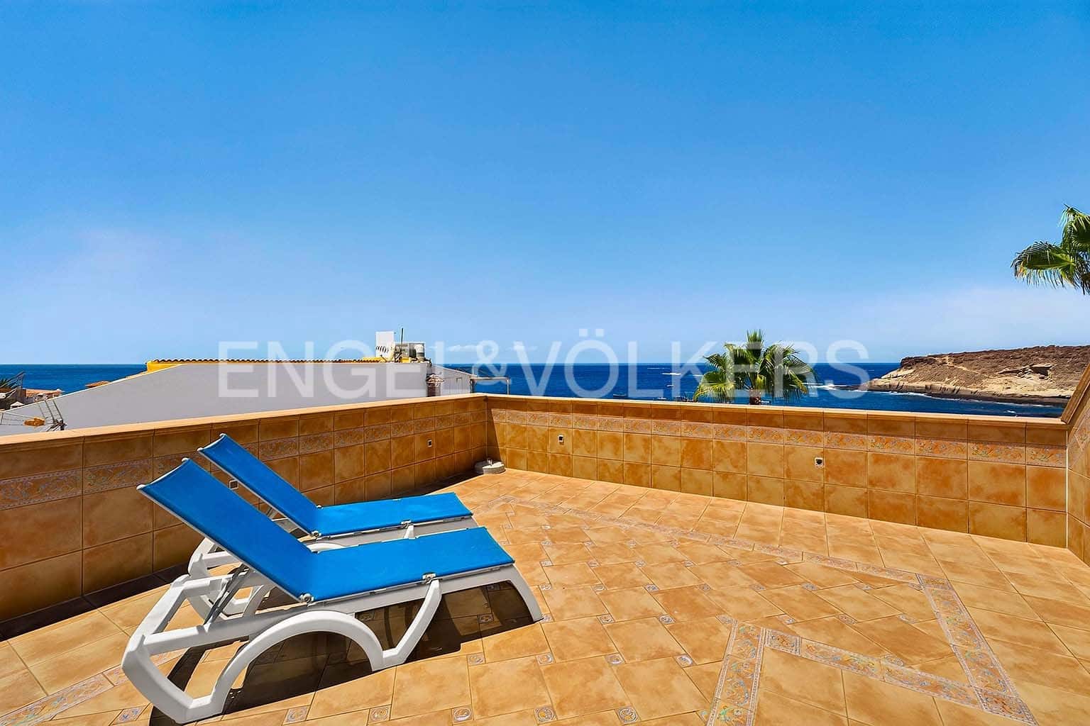 2 sypialnia Willa na sprzedaż w La Caleta z garażem - 1 200 000 € (Ref: 10061004)