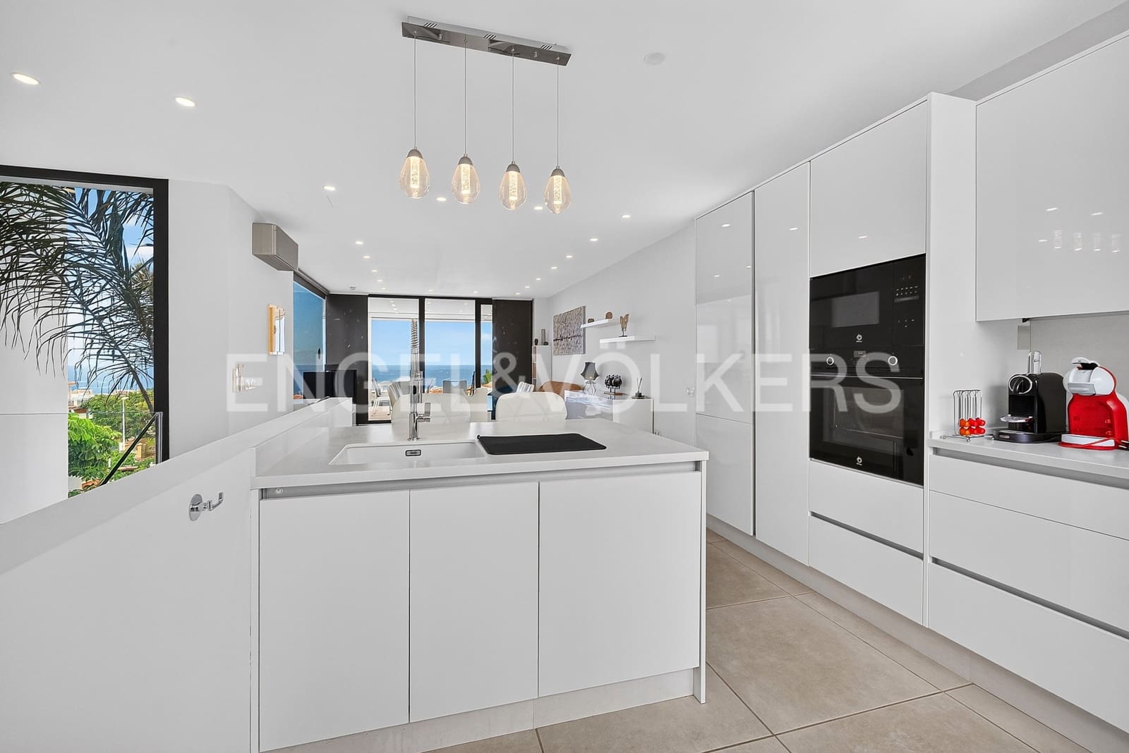 4 Zimmer Villa zu verkaufen in El Madronal mit Pool - 1.795.000 € (Ref: 10062655)