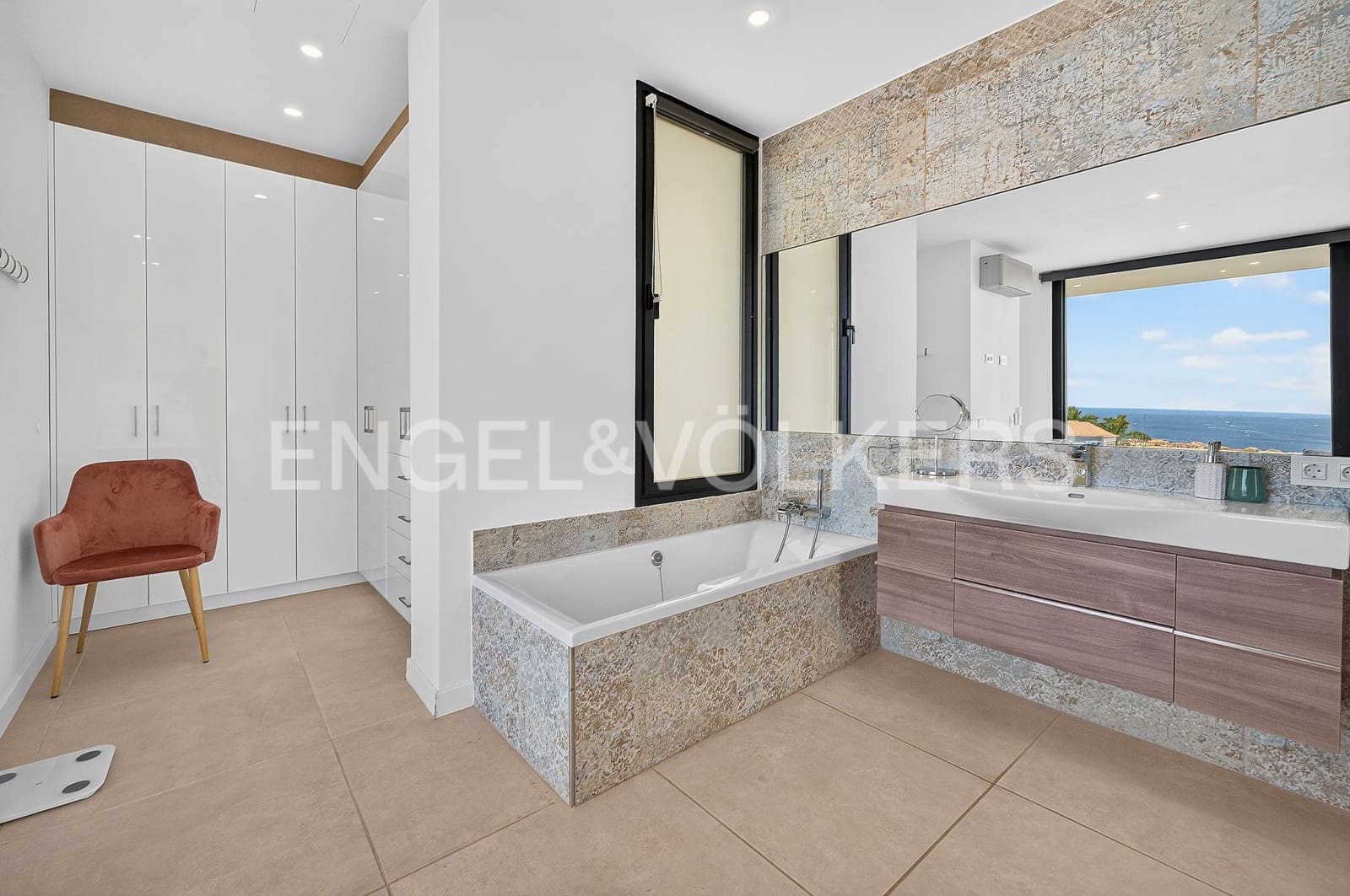 4 Zimmer Villa zu verkaufen in El Madronal mit Pool - 1.795.000 € (Ref: 10062655)