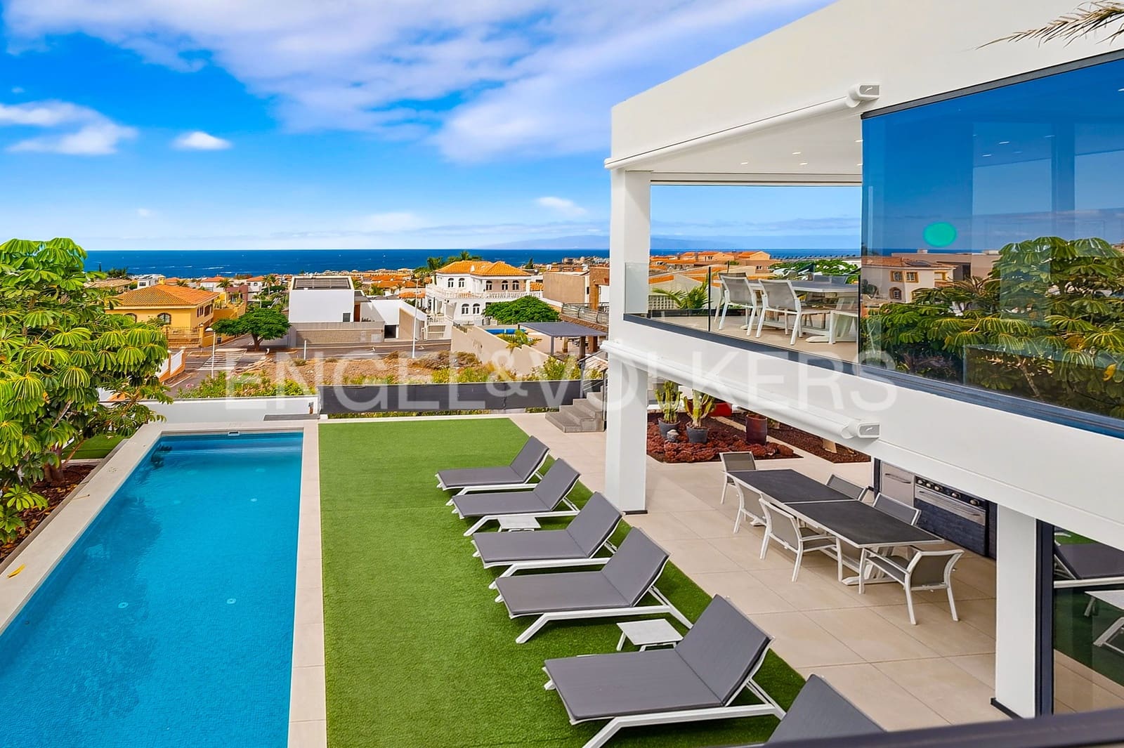 4 Zimmer Villa zu verkaufen in El Madronal mit Pool - 1.795.000 € (Ref: 10062655)