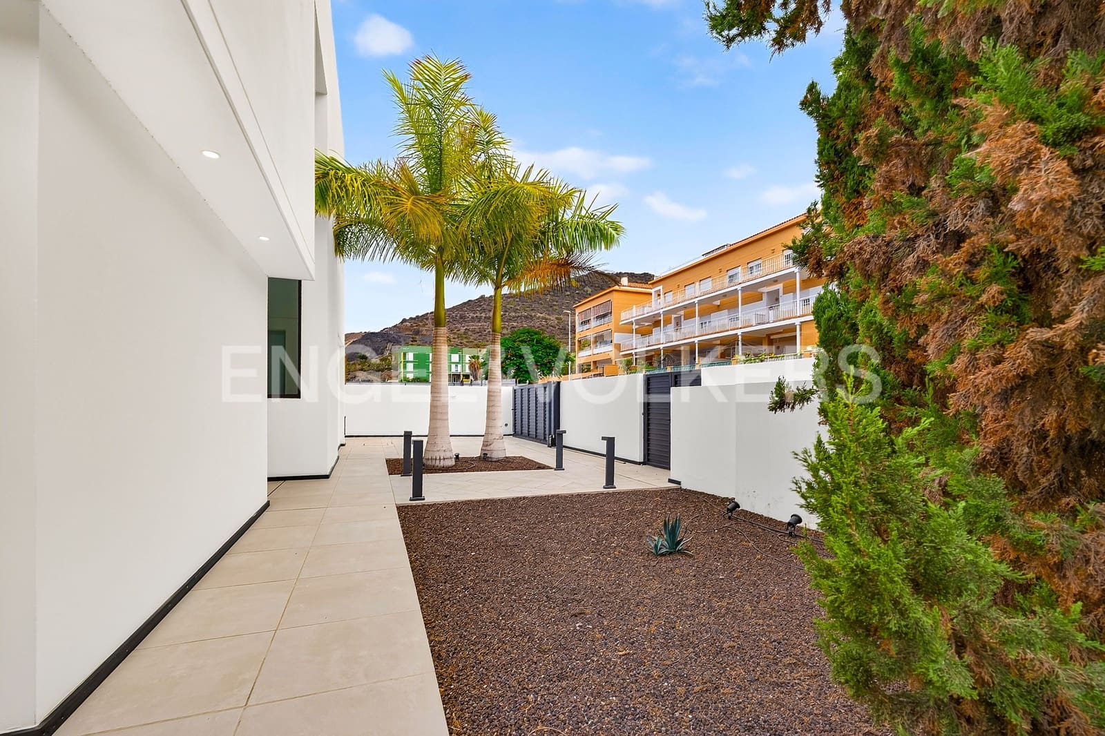 4 Zimmer Villa zu verkaufen in El Madronal mit Pool - 1.795.000 € (Ref: 10062655)
