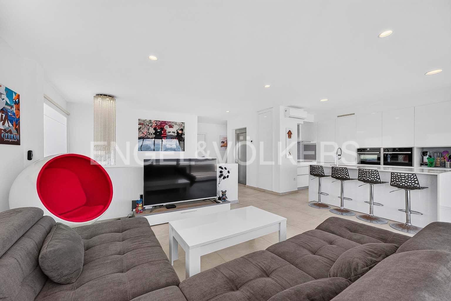 4 slaapkamer Appartement te koop in Costa Adeje met zwembad garage - € 1.490.000 (Ref: 10065382)