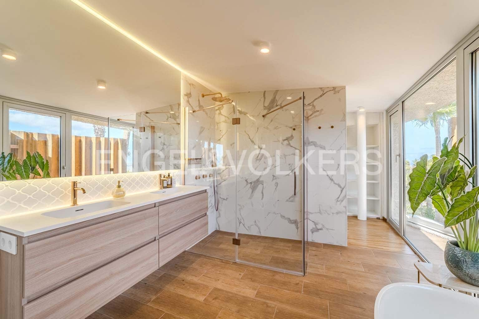 4 camera da letto Villa in vendita in Guia de Isora con piscina garage - 3.300.000 € (Rif: 10078989)