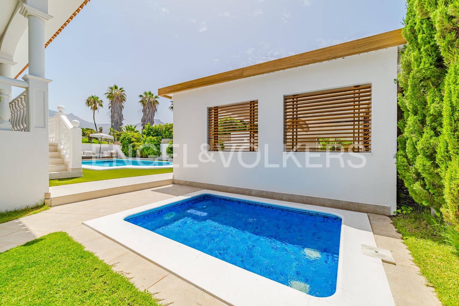 5 soverom Villa til salgs i Costa Adeje med svømmebasseng garasje - € 3 300 000 (Ref: 10078990)