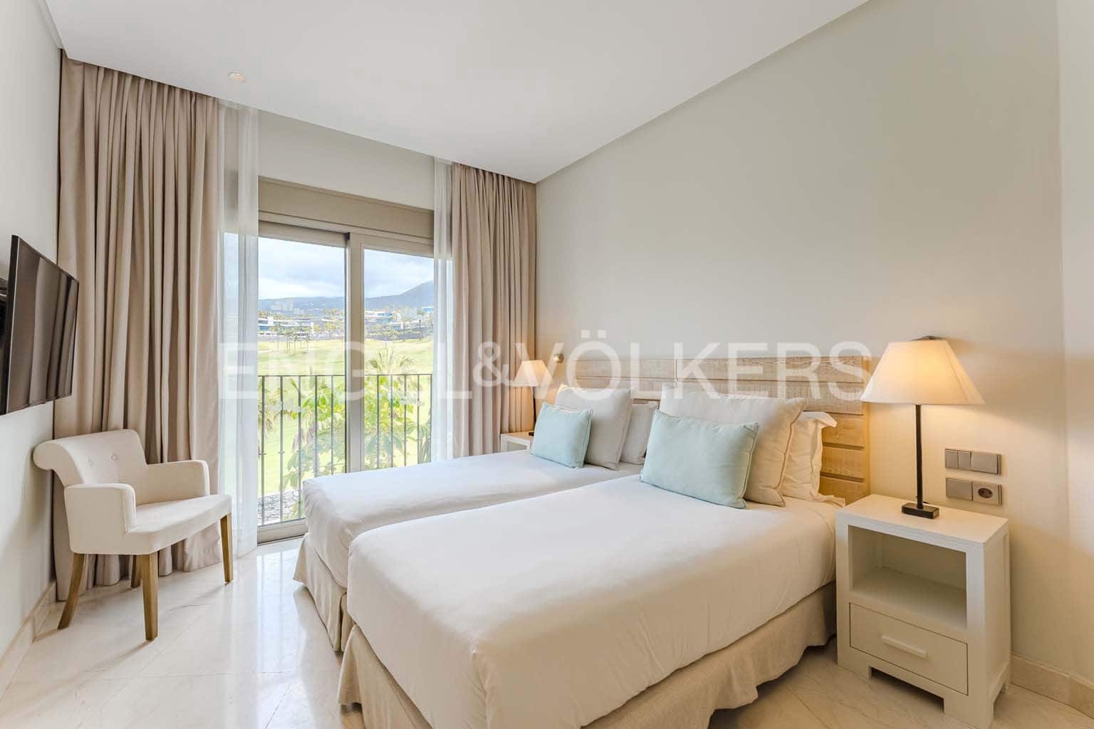 2 camera da letto Appartamento in vendita in Guia de Isora con piscina garage - 690.000 € (Rif: 10095469)
