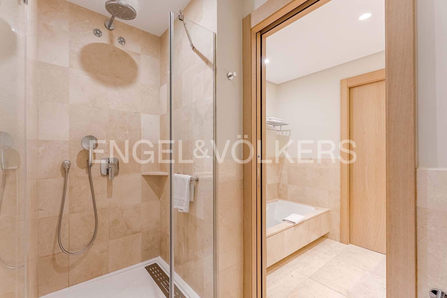 2 camera da letto Appartamento in vendita in Guia de Isora con piscina garage - 690.000 € (Rif: 10095469)