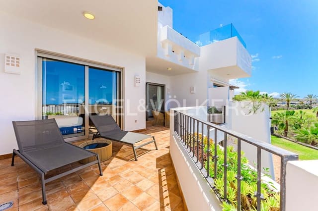 2 chambre Appartement à vendre à Guía de Isora avec piscine garage - 690 000 € (Ref: 10095469)