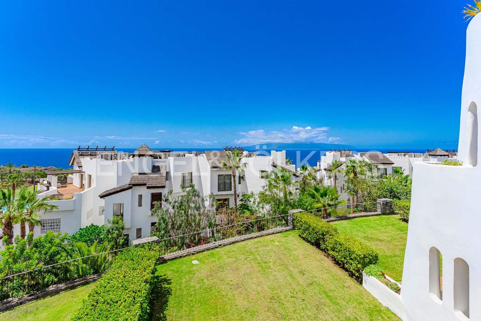 2 camera da letto Appartamento in vendita in Guia de Isora con piscina garage - 690.000 € (Rif: 10095469)