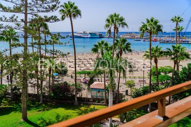 Apartamento de 3 habitaciones en Los Cristianos, Arona en venta con piscina - 750.000 € (Ref: 10095470)