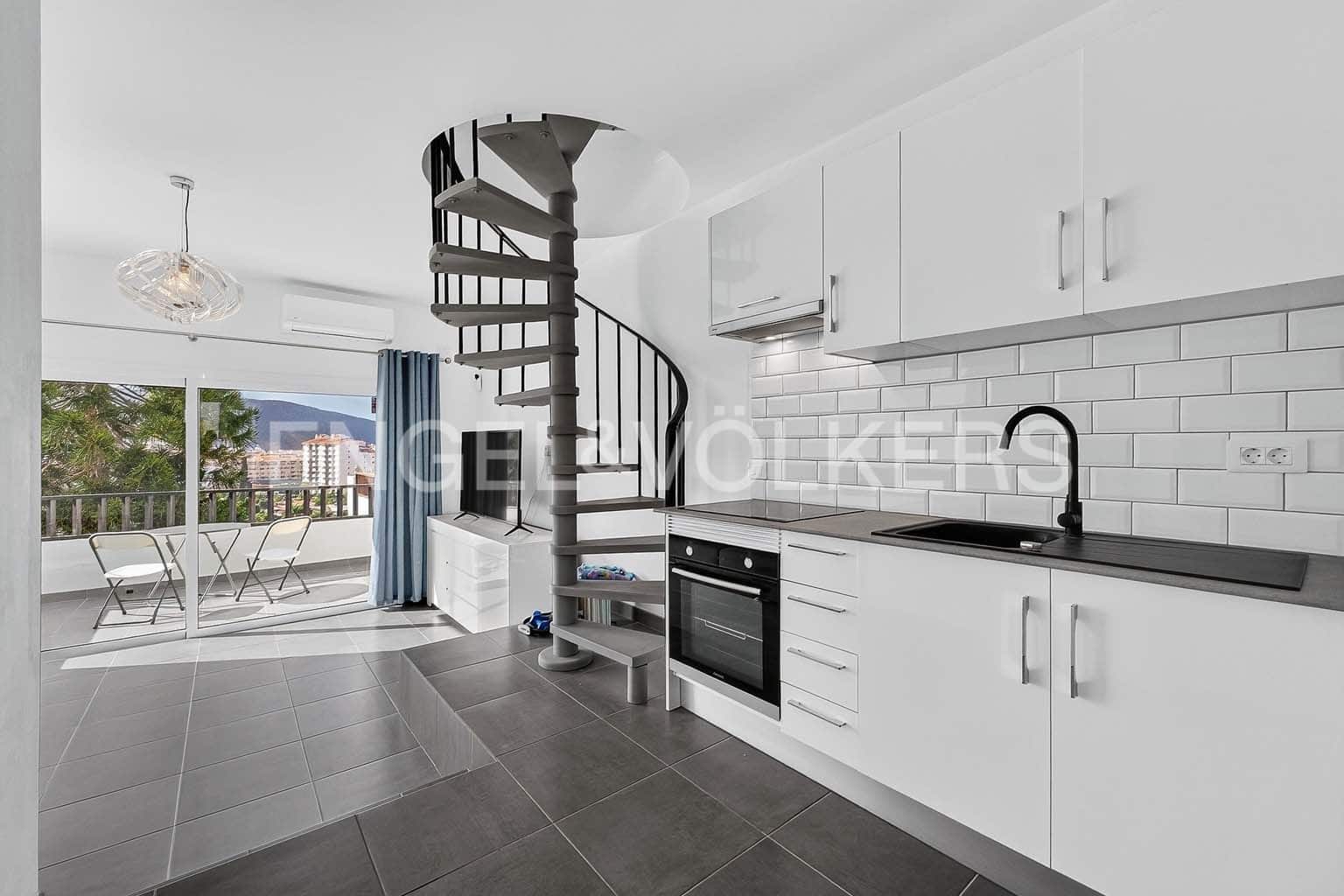 2 chambre Appartement à vendre à Los Cristianos avec piscine - 360 000 € (Ref: 10095471)
