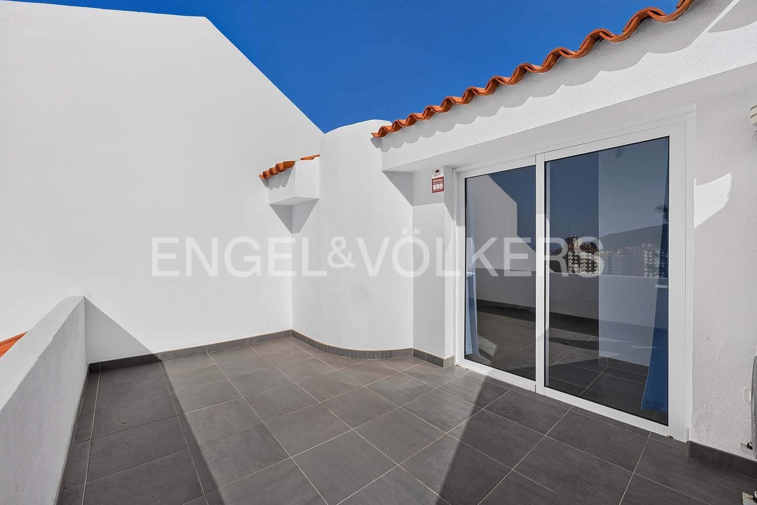 2 chambre Appartement à vendre à Los Cristianos avec piscine - 360 000 € (Ref: 10095471)