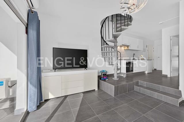 2 chambre Appartement à vendre à Los Cristianos, Arona avec piscine - 360 000 € (Ref: 10095471)