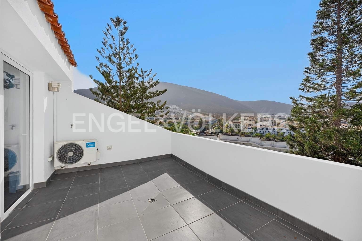 2 chambre Appartement à vendre à Los Cristianos avec piscine - 360 000 € (Ref: 10095471)