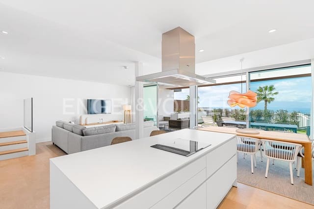 3 makuuhuone Huoneisto myytävänä paikassa Santa Cruz de Tenerife mukana uima-altaan - 1 553 000 € (Ref: 10099477)